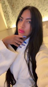 632905891: Chica busca chico en Barcelona