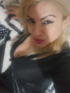 623221660: Chica busca chico en Murcia