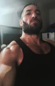 603897404: Chico busca chica en Valencia