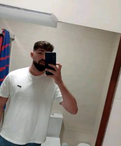 Chico busca chica en Málaga: 