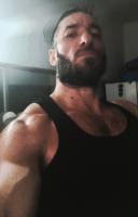 603897404: Chico busca chica en Valencia