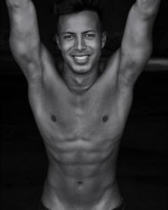 653327271: Chico busca chica en Guipúzcoa