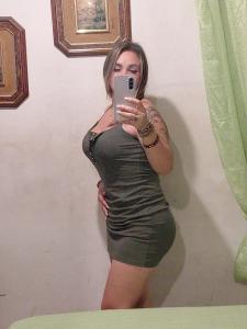 631936089: Chica busca chico en Barcelona