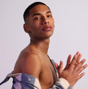 681626166: Chico busca chica en Madrid