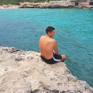 627341458: Chico busca chica en La Coruña