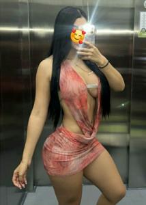 631454830: Chica busca chico en Barcelona