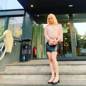 699827888: Transexual en Barcelona