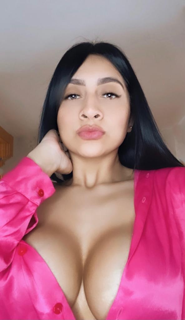 624365759: Chica busca chico en Zaragoza