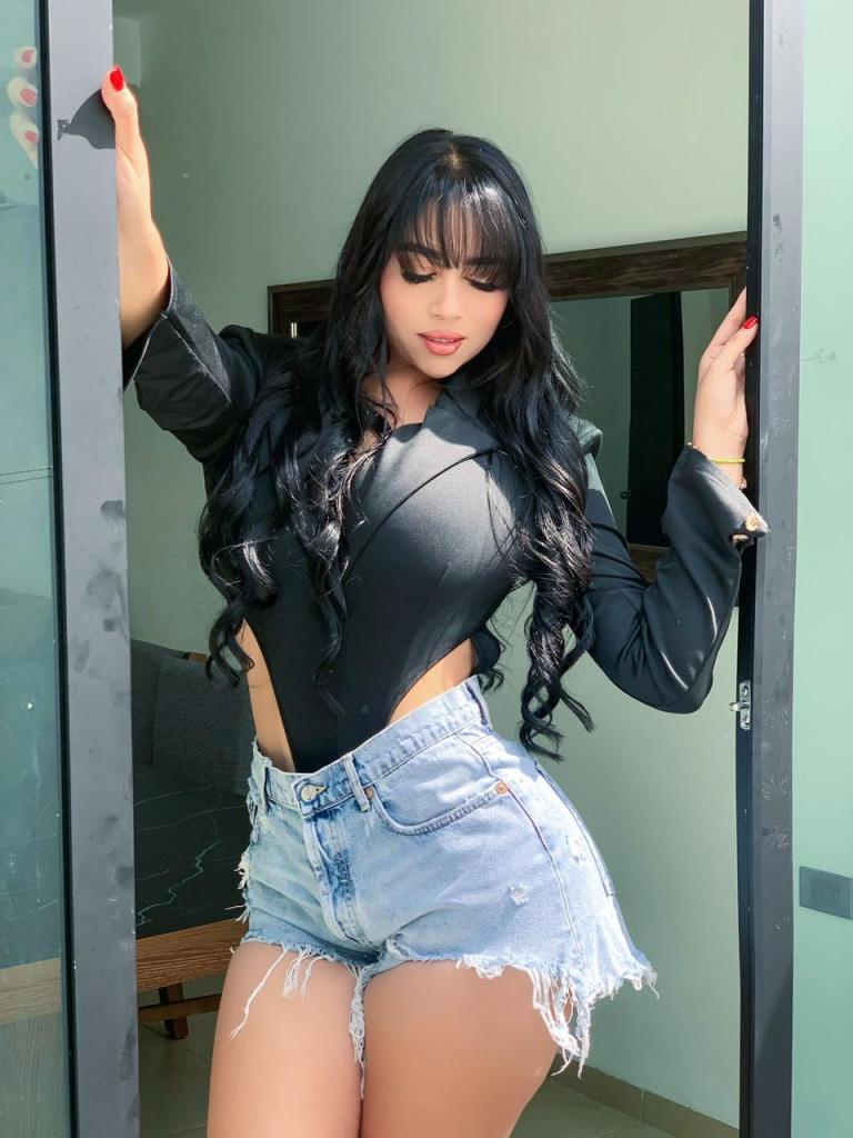 Chica busca chico en Valencia: Chica busca chico