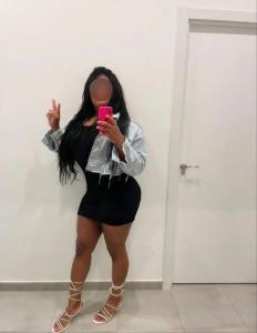 643061280: Chica busca chico en Almería
