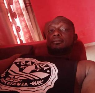 631537214: Chico busca chica en Asturias