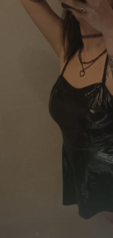 695333736: Chica busca chico en Barcelona