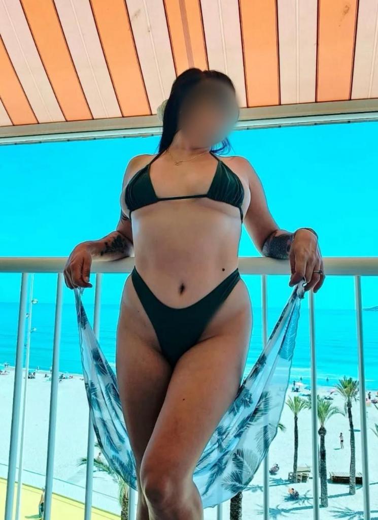 Chica busca chico en Murcia: Chica busca chico