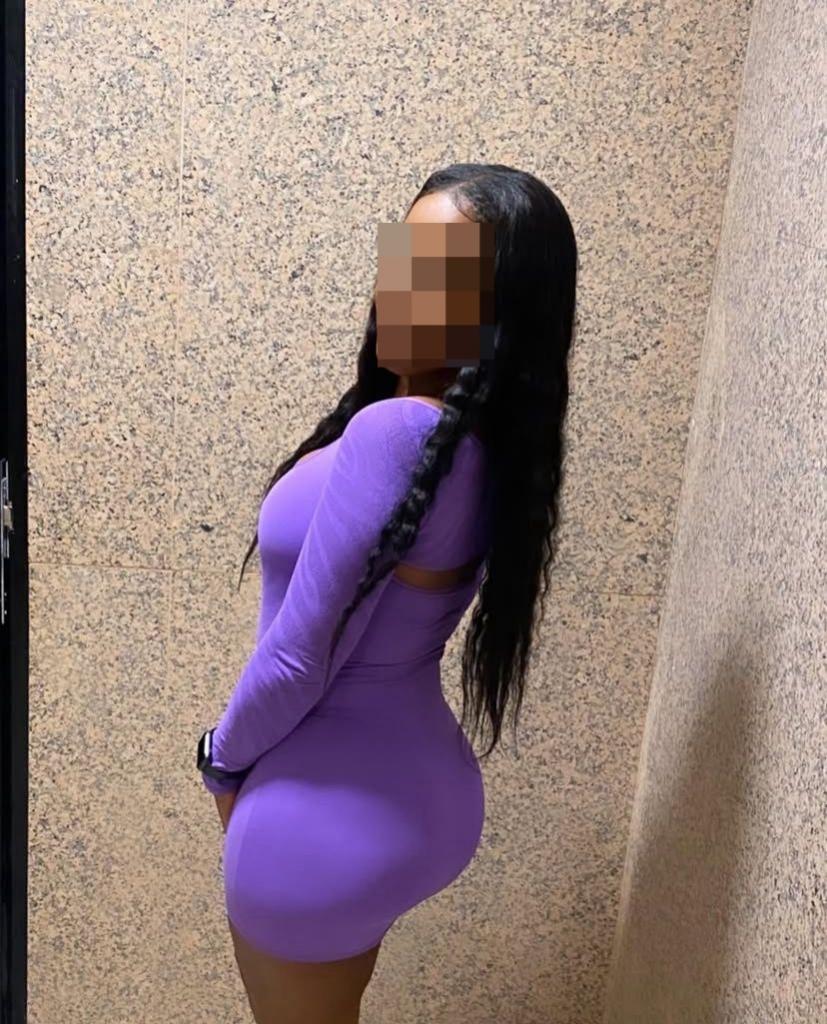 643730195: Chica busca chico en Guipúzcoa