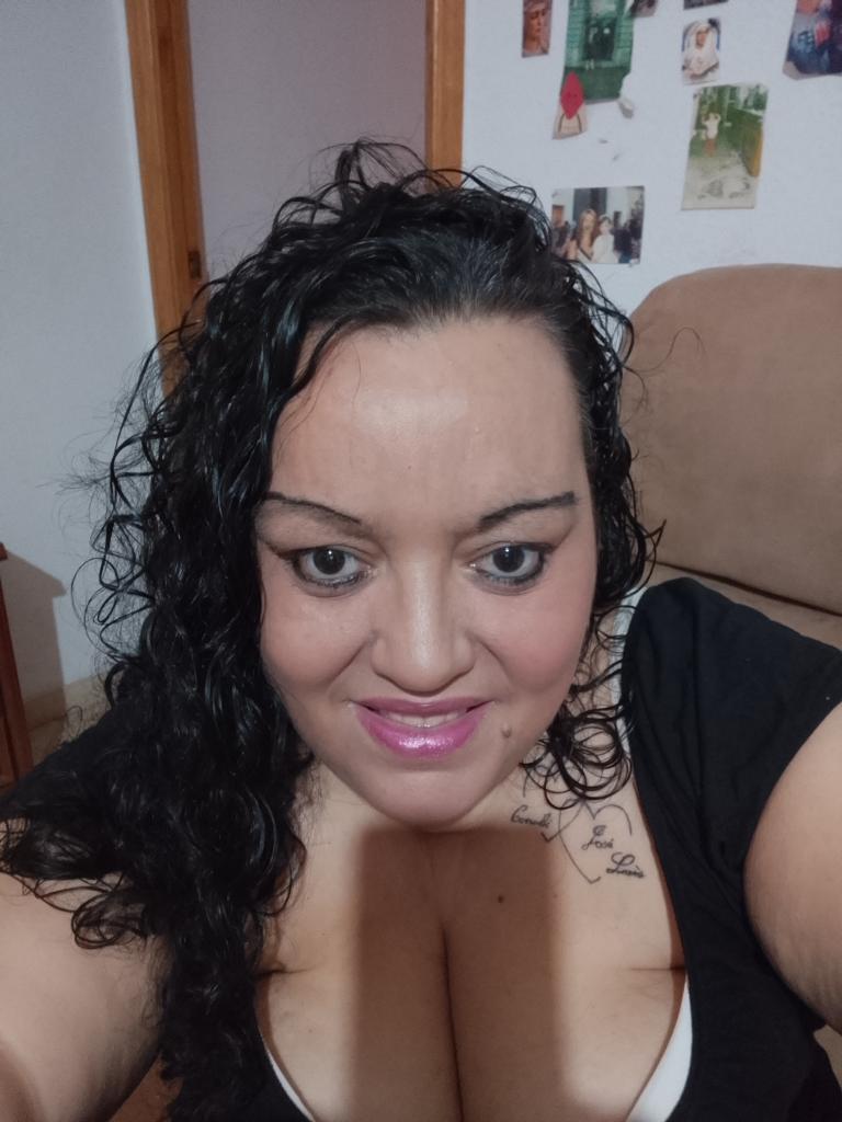 Chica busca chico en Sevilla: 