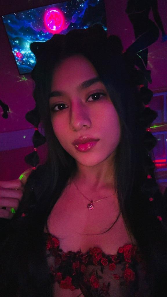 Chica busca chico en Cáceres: Chica busca chico