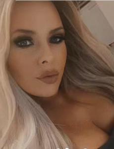 643541030: Chica busca chico en La Coruña