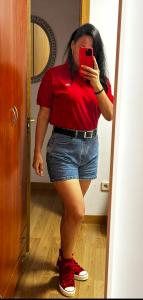 614225300: Chica busca chico en Zaragoza