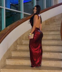 672012152: Chica busca chico en Barcelona