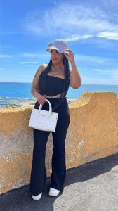 711250104: Chica busca chico en Alicante