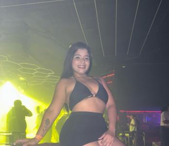 647293619: Chica busca chico en Huesca