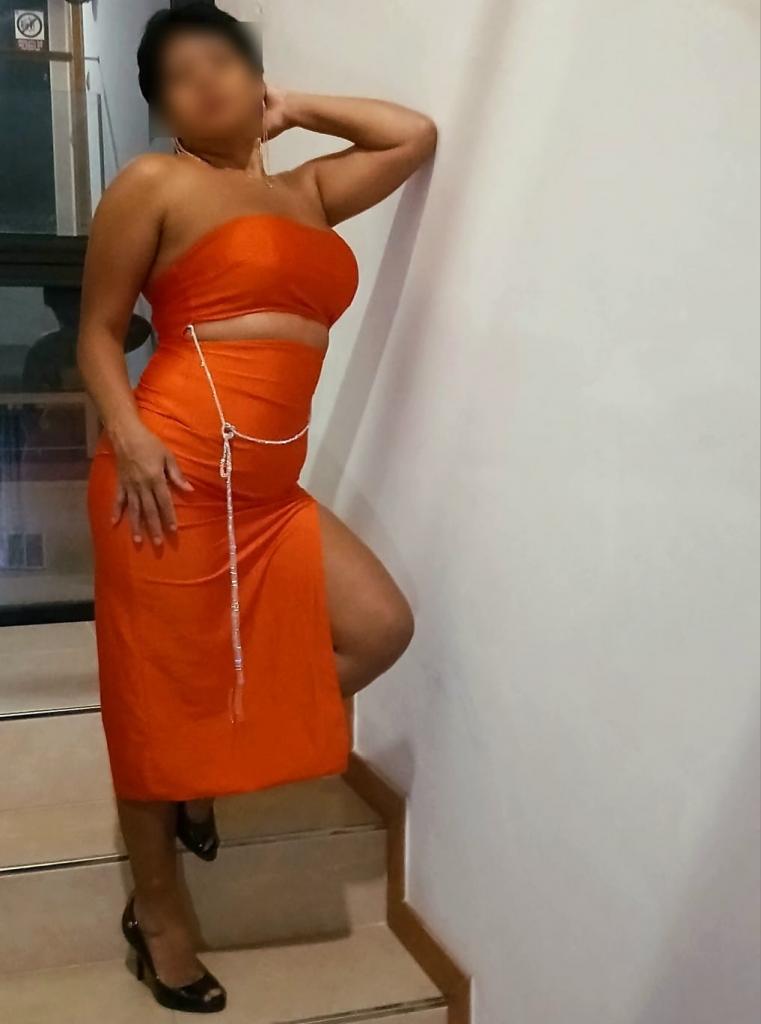 Chica busca chico en Tenerife: 