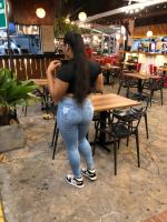 637940745: Chica busca chico en Valencia