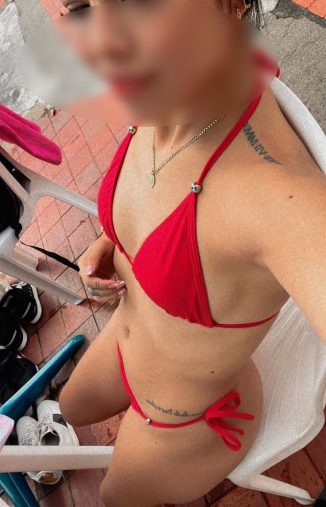 614812890: Chica busca chico en Madrid