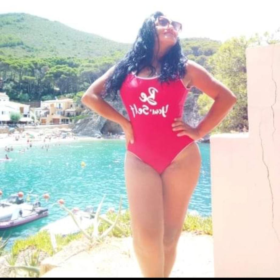 695096398: Travesti en Cantabria