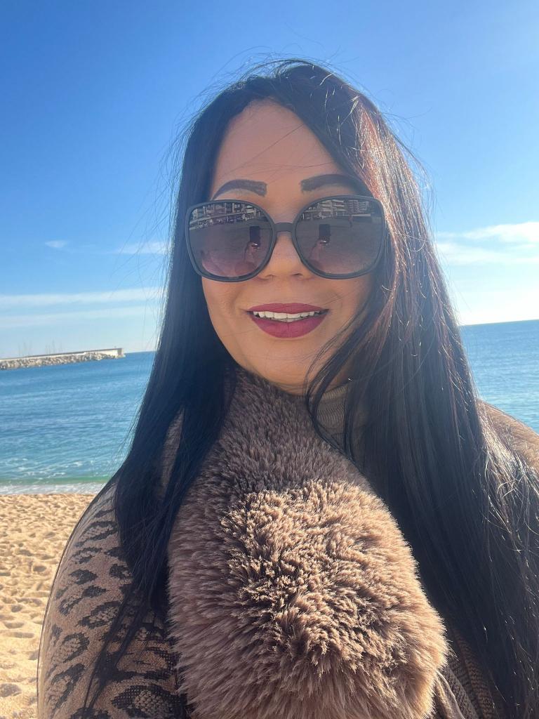 623441621: Transexual en Gerona