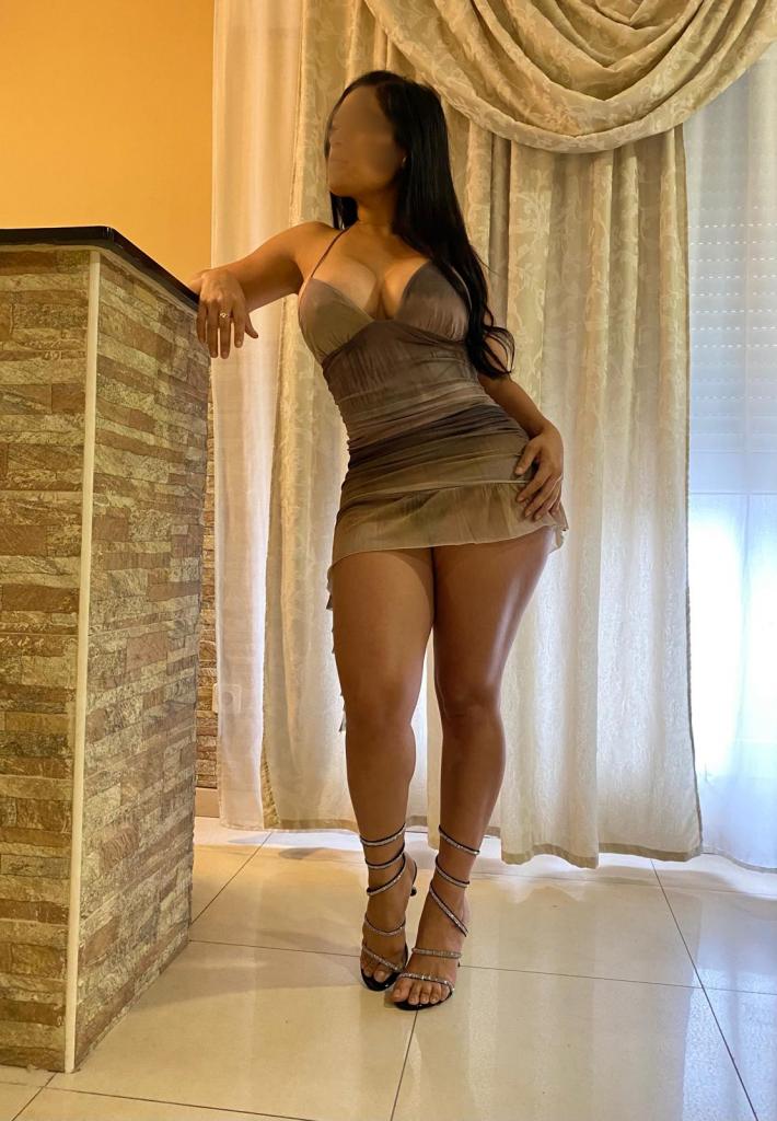 Chica busca chico en Madrid: Chica busca chico