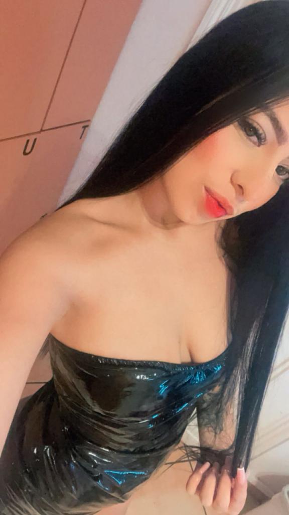 Chica busca chico en Almería: 