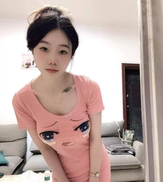 610003619: Chica busca chico en Barcelona