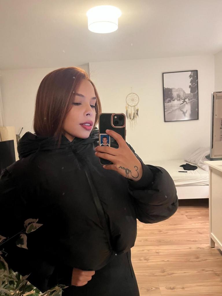 Chica busca chico en Tenerife: 