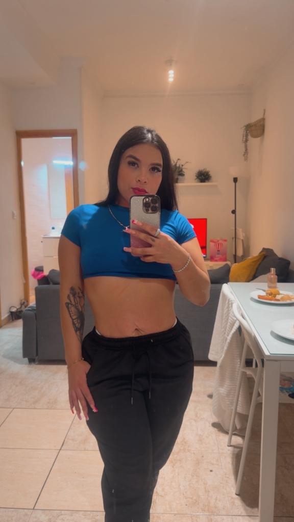 Chica busca chico en Cádiz: 