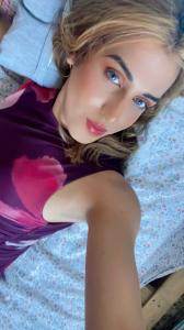 613840770: Transexual en León