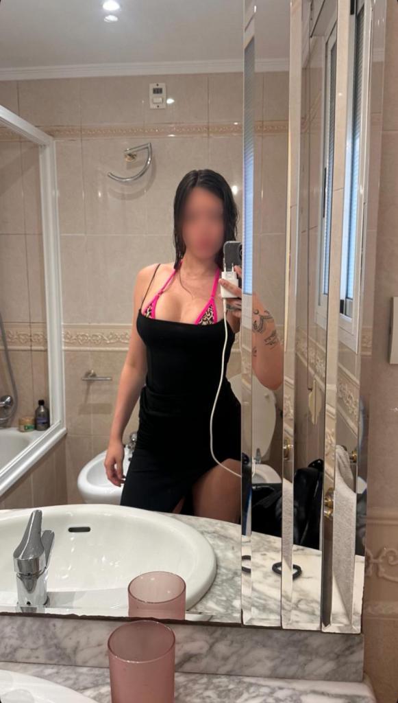 Chica busca chico en Cádiz: 