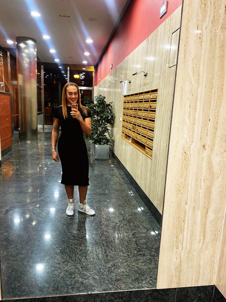 603352812: Transexual en La Coruña