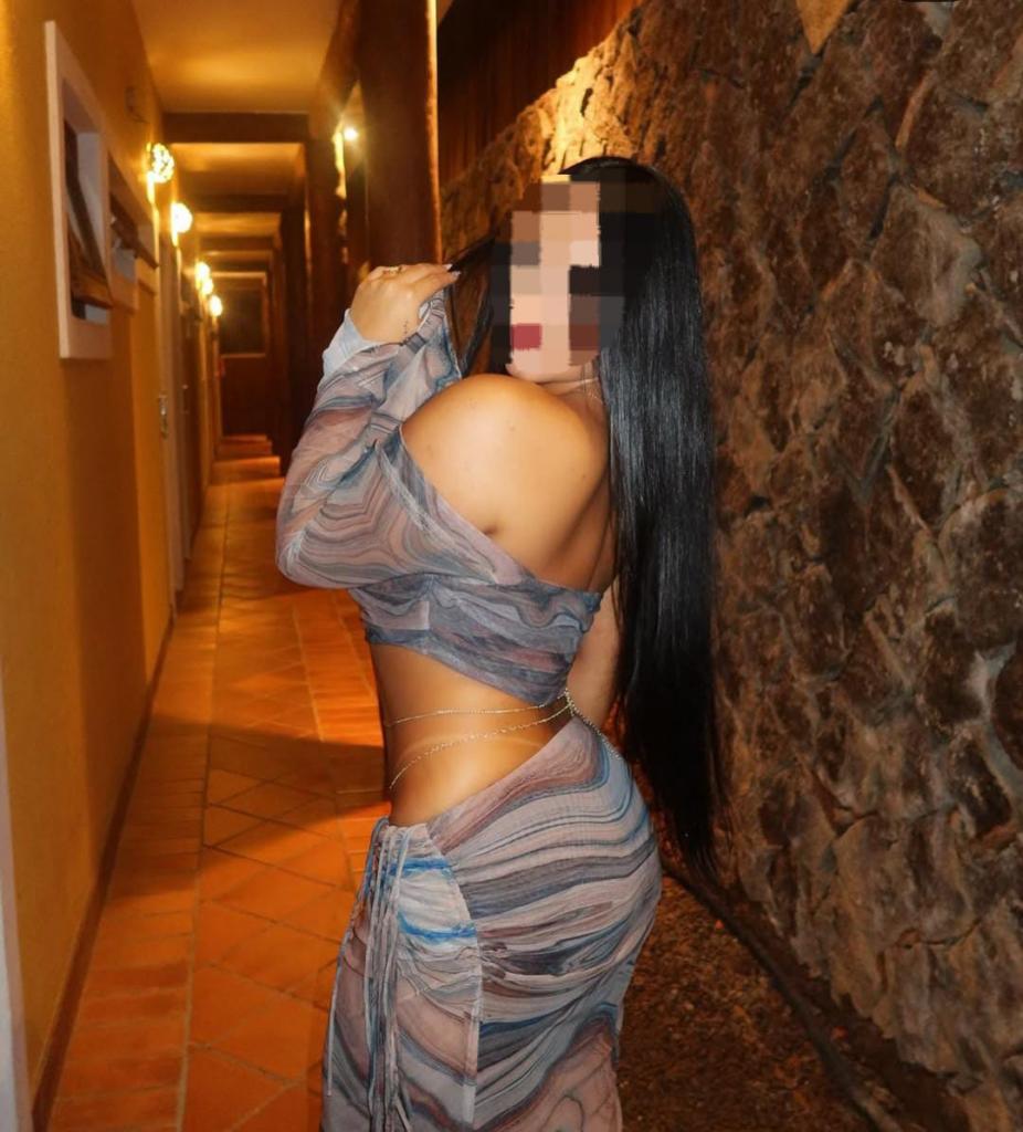 643128776: Chica busca chico en Madrid