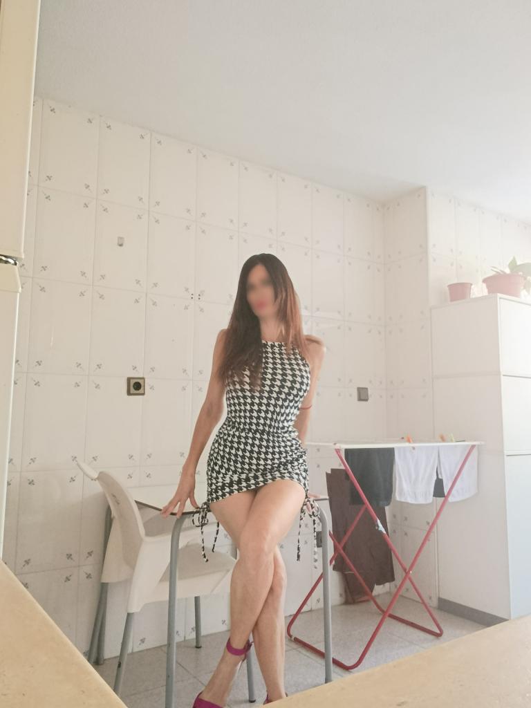 634122483: Chica busca chico en Murcia
