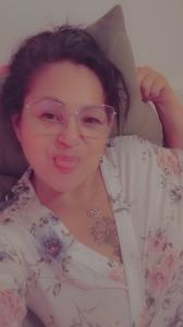 671346583: Chica busca chico en Sevilla