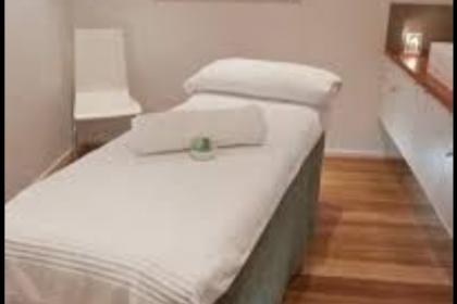 695988225: Chica busca chico en Pontevedra