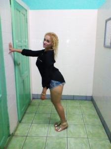 612456924: Chica busca chico en Granada