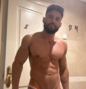 631597377: Chico busca chica en Madrid