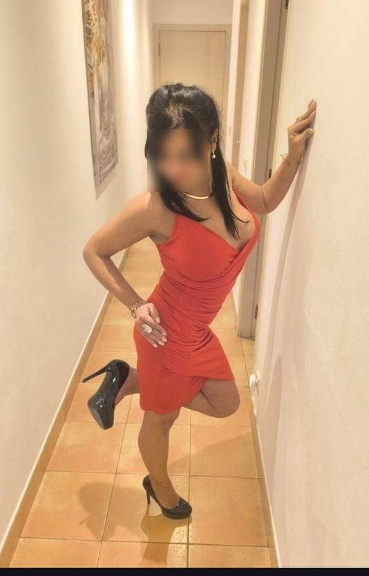 623348260: Transexual en Barcelona