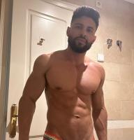 631597377: Chico busca chica en Madrid