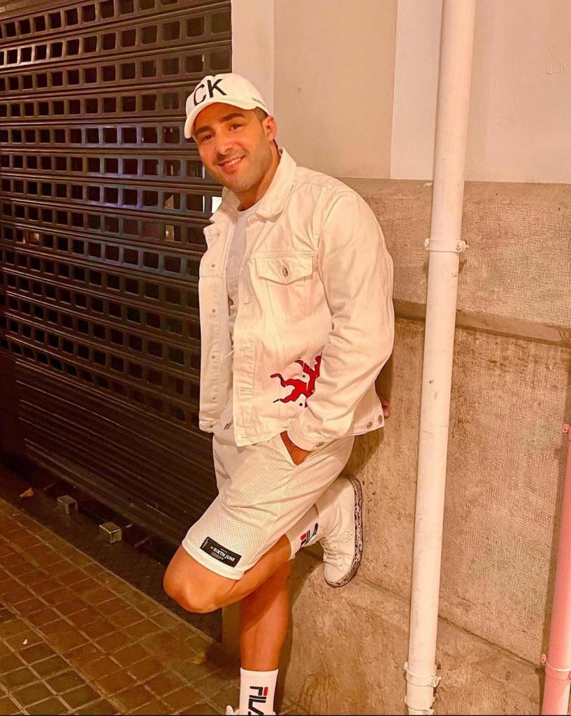 645964130: Chico busca chica en Valencia