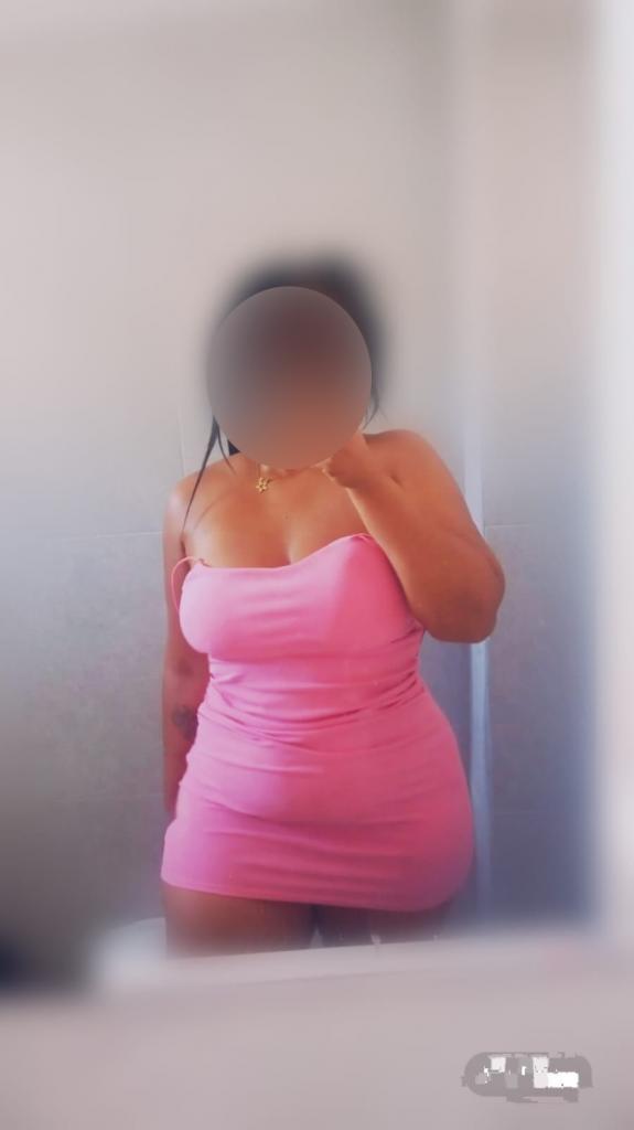 Chica busca chico en Huelva: 