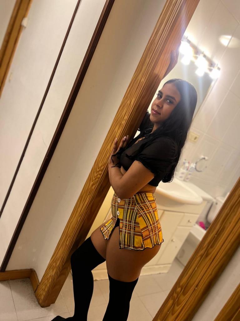 614107288: Chica busca chico en La Rioja