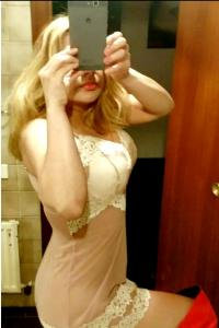 677036816: Chica busca chico en Cantabria